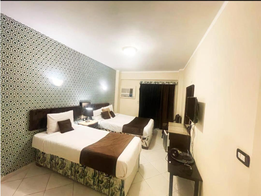 Golden Sun Hotel - Хургада Экстерьер фото